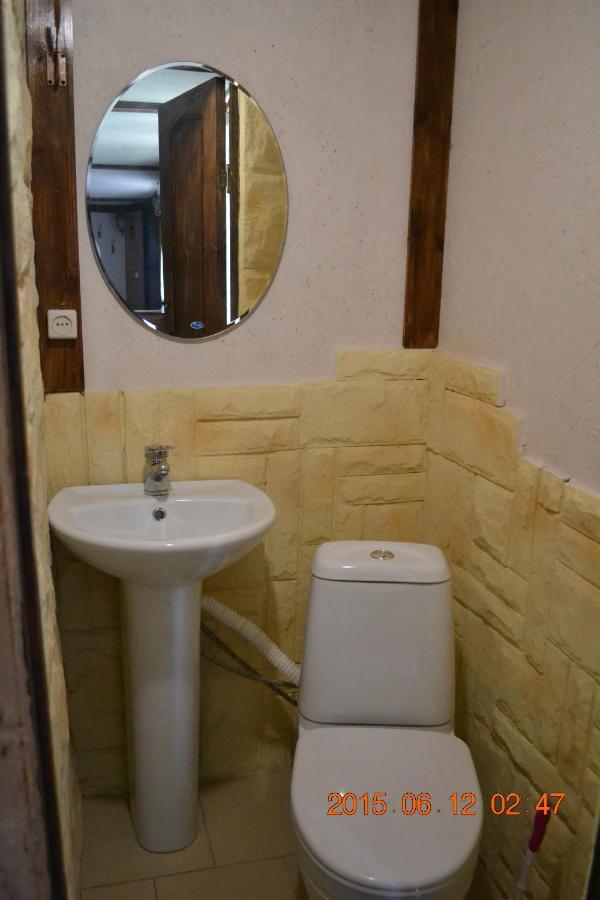 U Palycha Guest House Sukhumi Exterior photo
